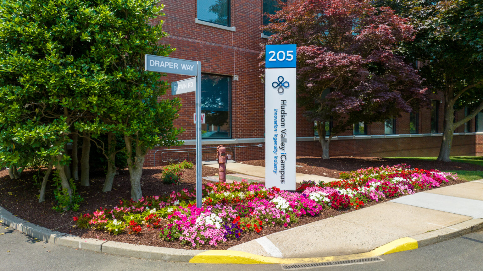 Hudson Valley iCampus IRG Industrial Realty Group, LLC