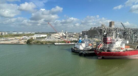 IRG Welcomes Royal White Cement to Houston Ship Channel Project
